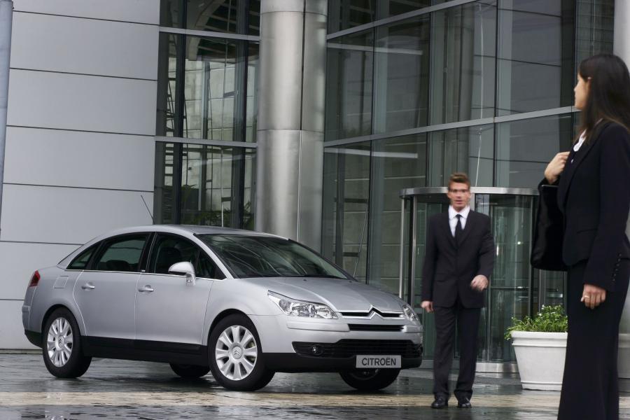  Citroen C4 Sedan 2008 года  (фото 68 из 75)